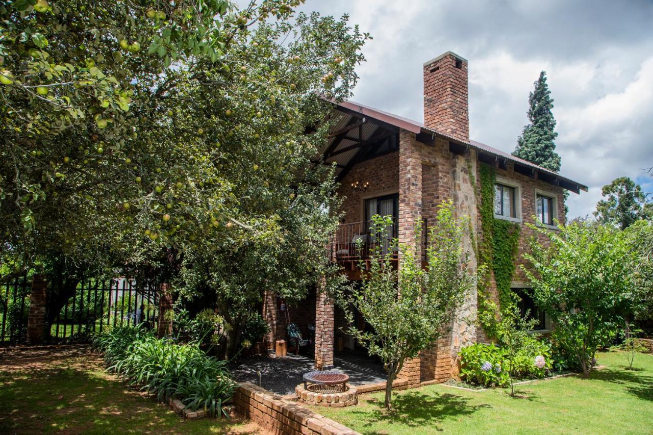 Tarry-Stone Cottages Dullstroom Eksteriør billede