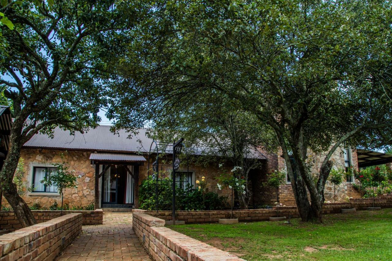 Tarry-Stone Cottages Dullstroom Eksteriør billede