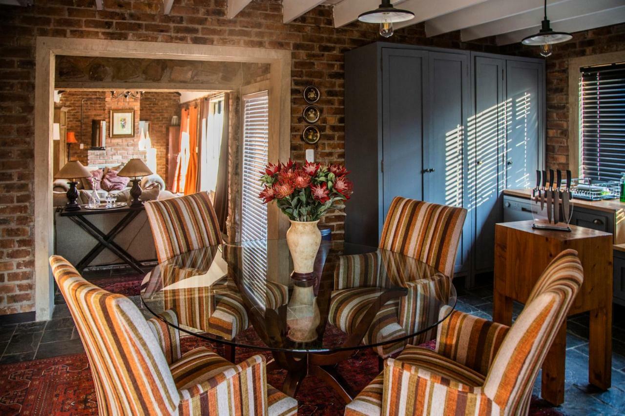 Tarry-Stone Cottages Dullstroom Eksteriør billede