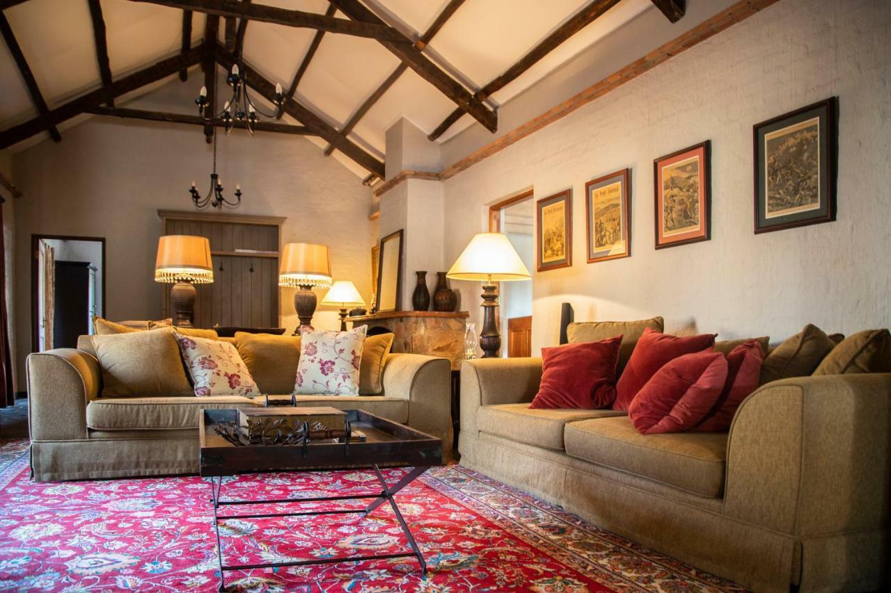 Tarry-Stone Cottages Dullstroom Eksteriør billede